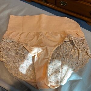 SHEIN never worn high waisted tummy control underwear.